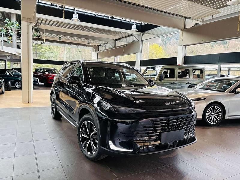 Neu Baic X75 177 PS (130 kW) 2026 Schwarzmetallic SUV