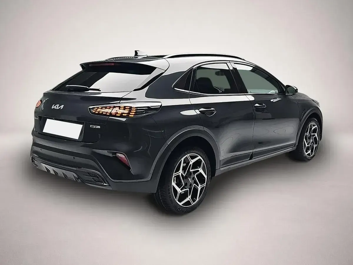Neu Kia XCeed GT-Line 179 PS (131 kW) 2026 Manufacturer SUV