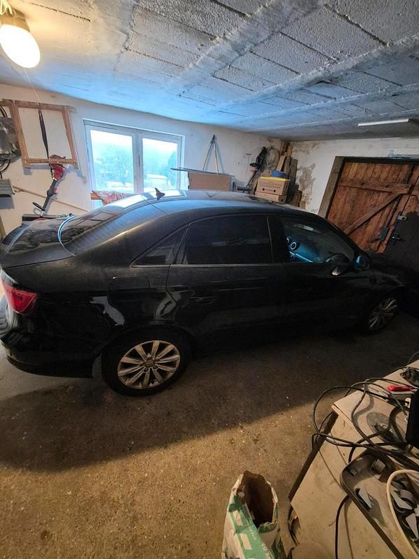 Gebraucht Audi A3 125 PS (91 kW) 2015 Schwarz Limousine