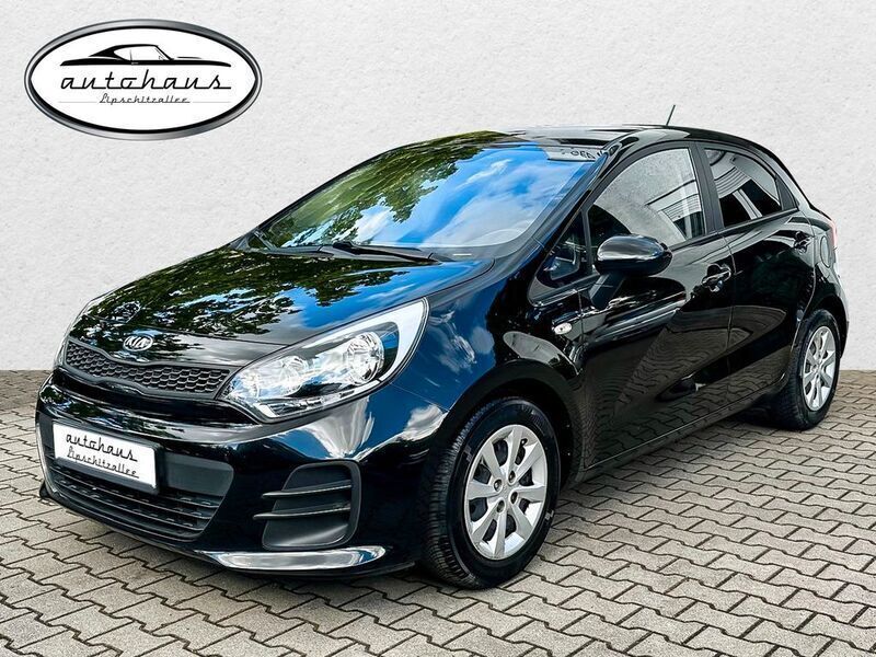 Schwarz Gebraucht 2015 Kia Rio Start Limousine | 7.750 € (Fairer Preis) - Bild 1/4