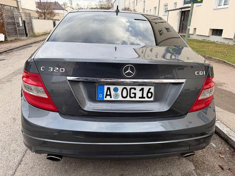 Gebraucht Mercedes C320 Avantgarde 224 PS (164 kW) 2007 Grau Limousine