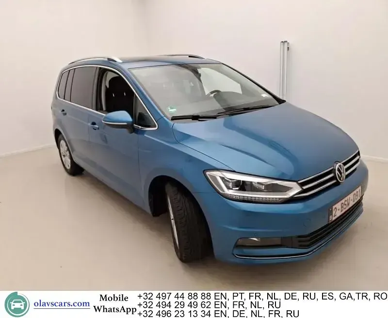 Gebraucht VW Touran Highline 122 PS (89 kW) 2022 Blau Van / Kleinbus