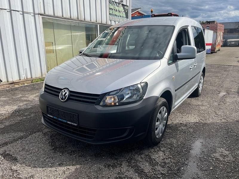 Silber Gebraucht 2012 VW Caddy Trendline Van / Kleinbus | 6.990 € (Guter Preis) - Bild 1/4