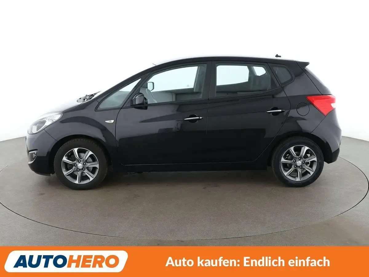 Gebraucht Hyundai ix20 YES! 125 PS (91 kW) 2016 Schwarz Kleinwagen