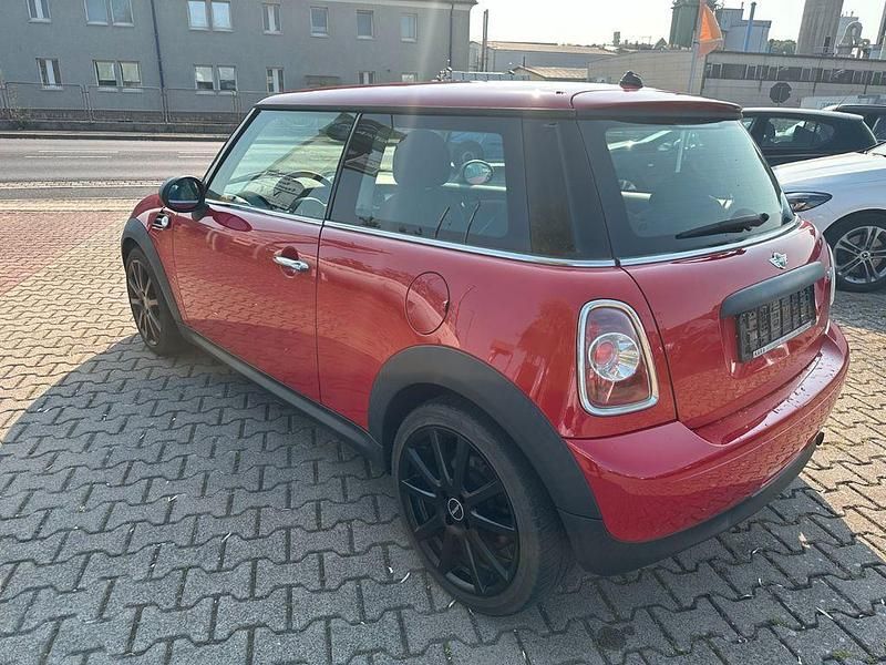 Gebraucht Mini ONE 75 PS (55 kW) 2013 Rot Kleinwagen