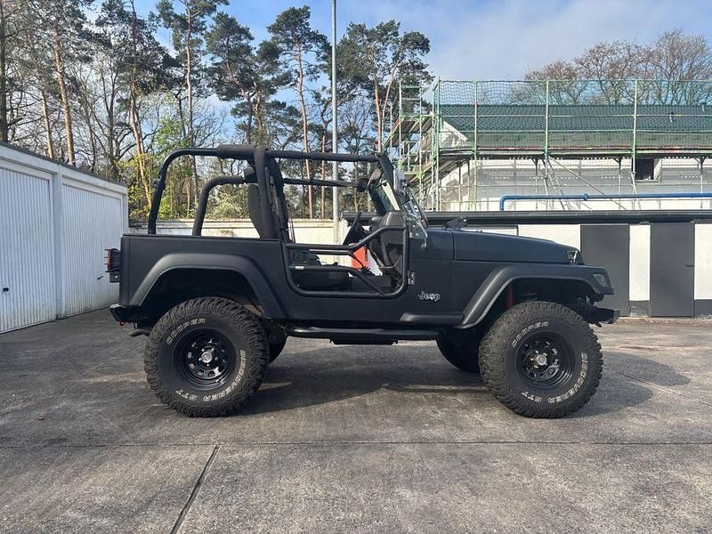 Gebraucht Jeep Wrangler 118 PS (86 kW) 1998 Schwarz SUV