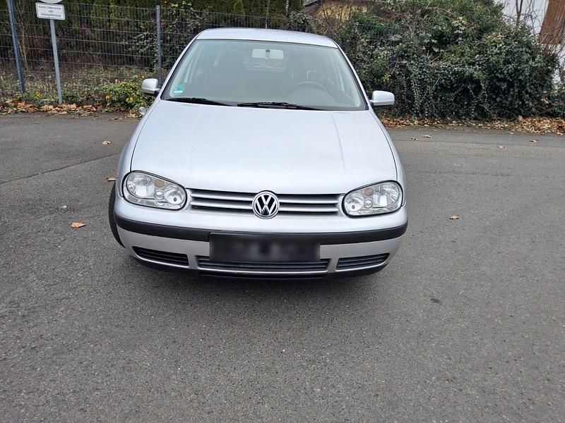 Gebraucht VW Golf IV 75 PS (55 kW) 2001 Silber Limousine
