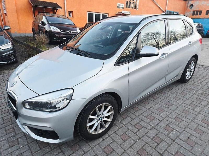 Gebraucht BMW 218 Basis 150 PS (110 kW) 2016 Silber Kombi