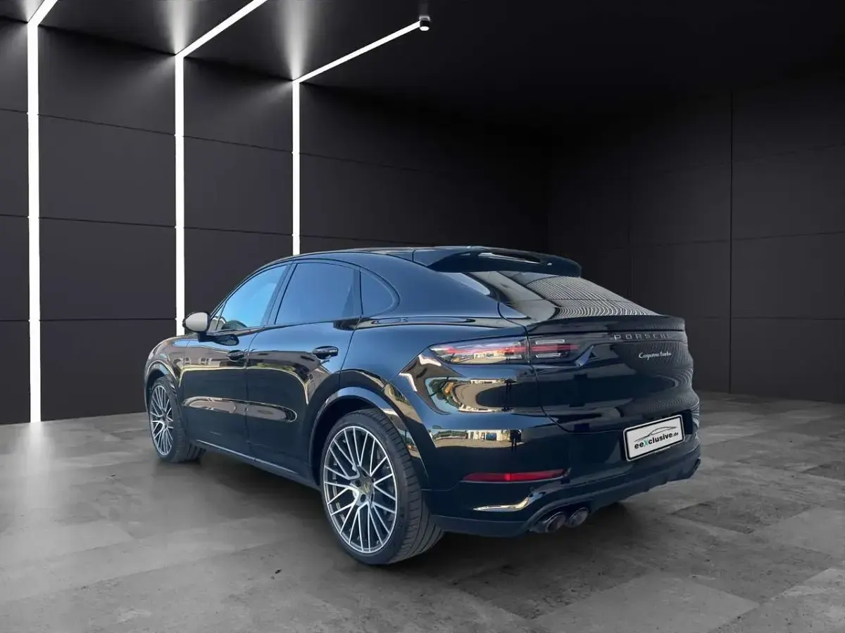 Gebraucht Porsche Cayenne Turbo Coupe 549 PS (403 kW) 2019 Schwarz SUV