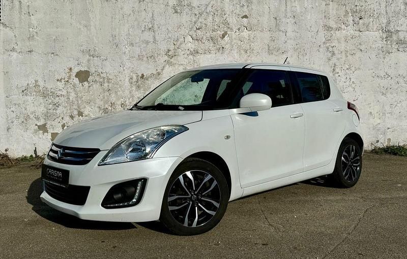 Weiß Gebraucht 2015 Suzuki Swift Limousine | 4.450 € (Superpreis) - Bild 1/4