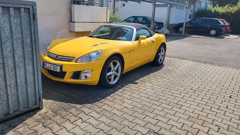 Gelb Gebraucht 2010 Opel GT Cabrio | 14.500 € (Fairer Preis) - Bild 1/2
