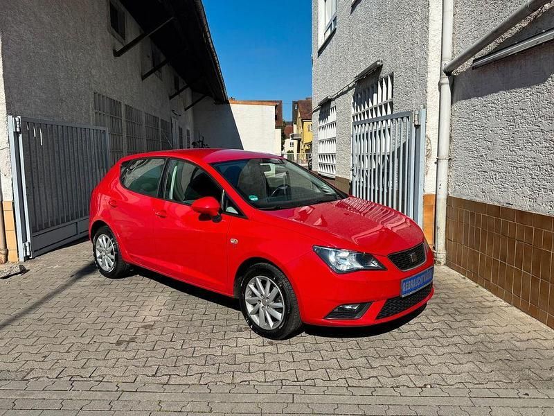 Rojo emocion Gebraucht 2012 Seat Ibiza Style Limousine | 7.999 € (Etwas zu teuer) - Bild 1/4