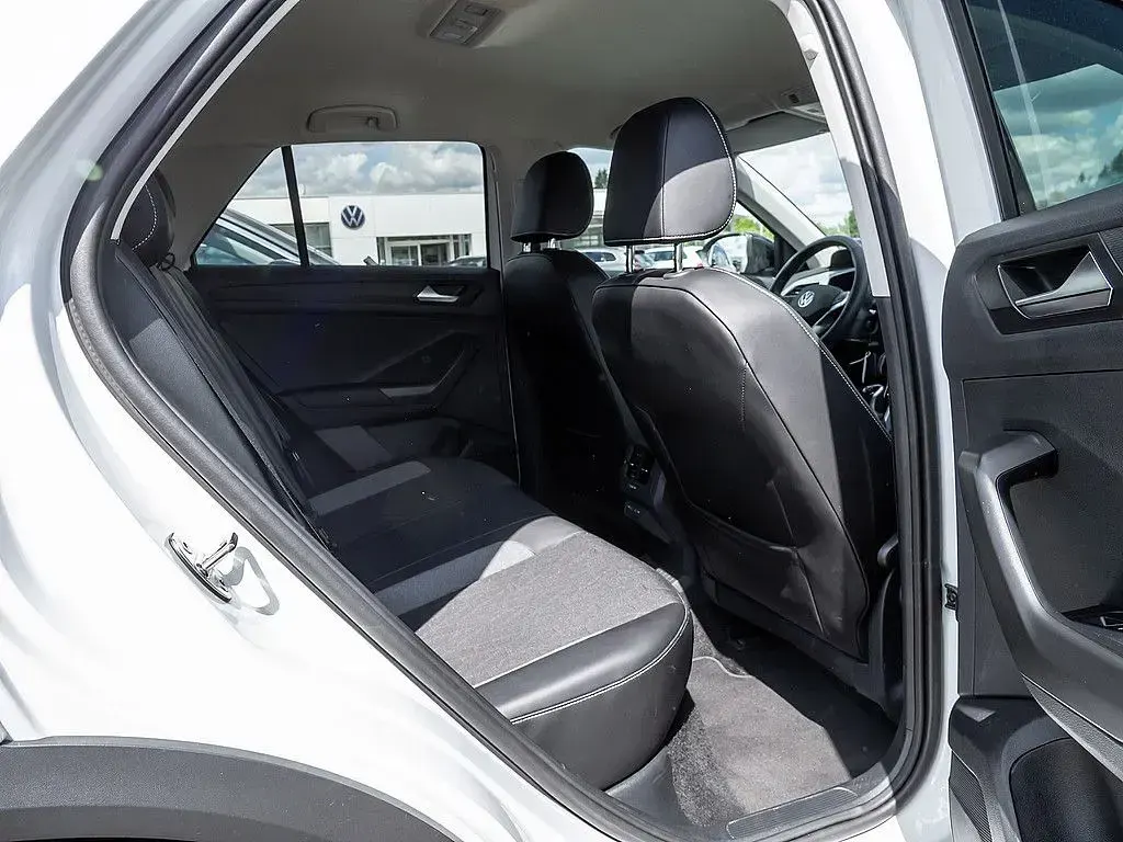Gebraucht VW T-Roc Goal 116 PS (85 kW) 2025 Pure white SUV