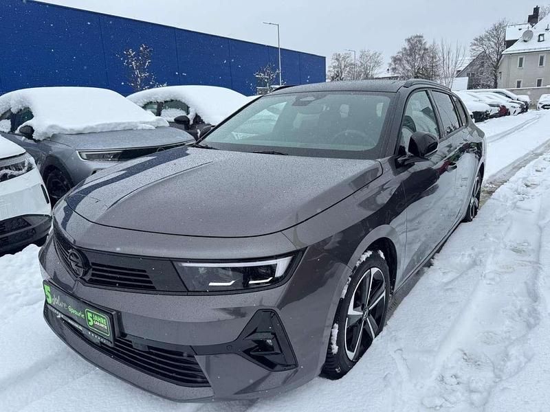 Gebraucht Opel Astra 131 PS (96 kW) 2025 Vulkan grau Kombi
