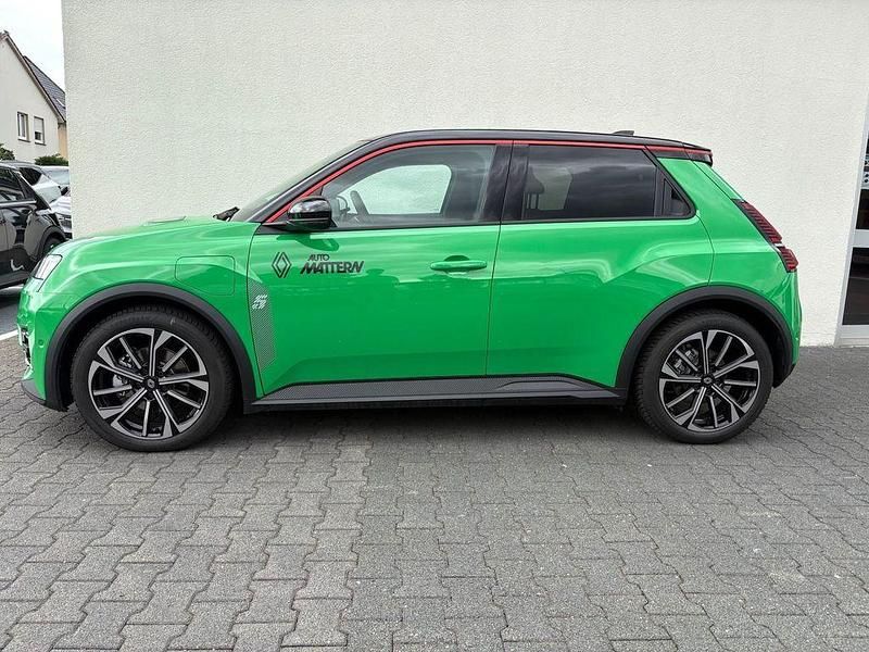 Gebraucht Renault R5 Komfort 110 kW (150 PS) 2024 Pop green dach schwarz Kleinwagen