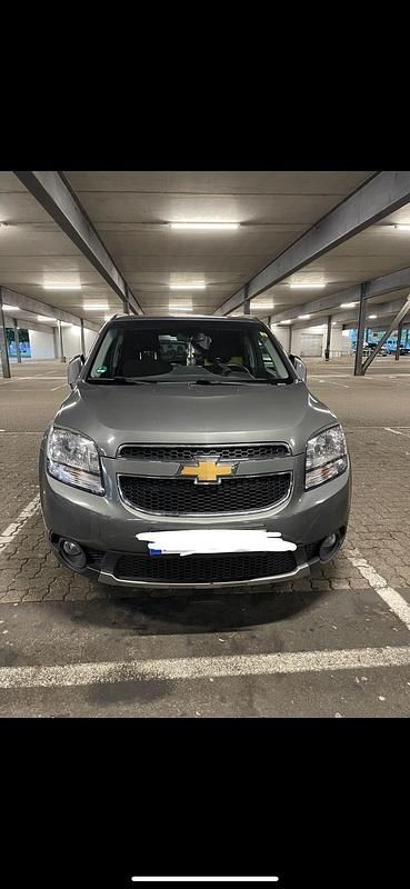 Silber Gebraucht 2011 Chevrolet Orlando SUV | 3.999 € (Fairer Preis) - Bild 1/4