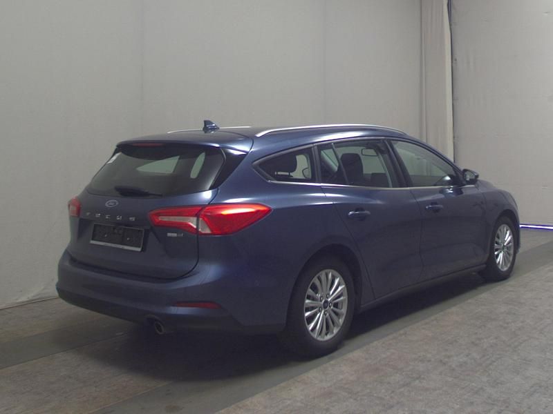 Gebraucht Ford Focus Titanium 125 PS (91 kW) 2021 Blau Kombi