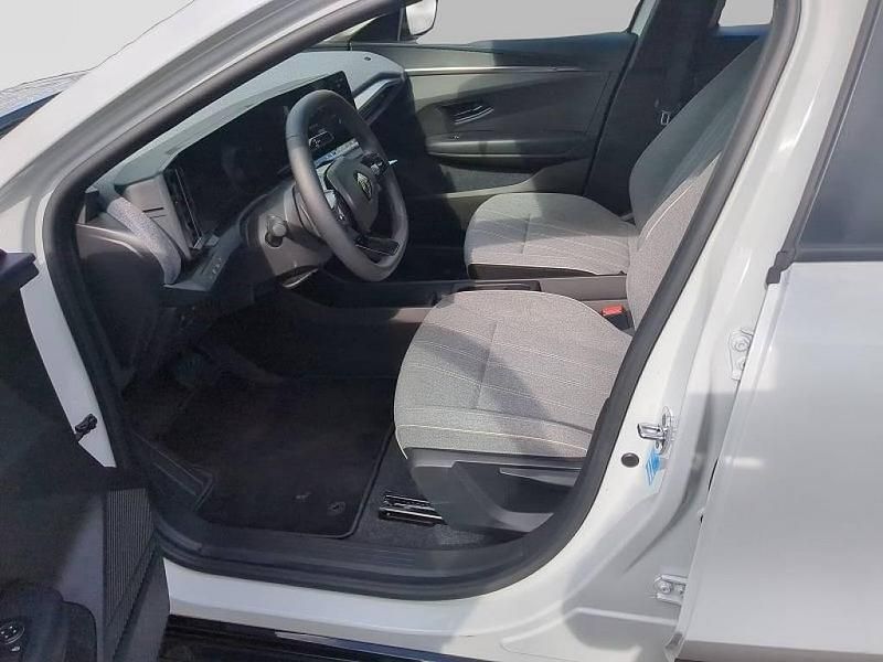 Używany Renault Mégane Equilibre 96 kW (131 KM) 2022 Biały Sedan/Limuzyna