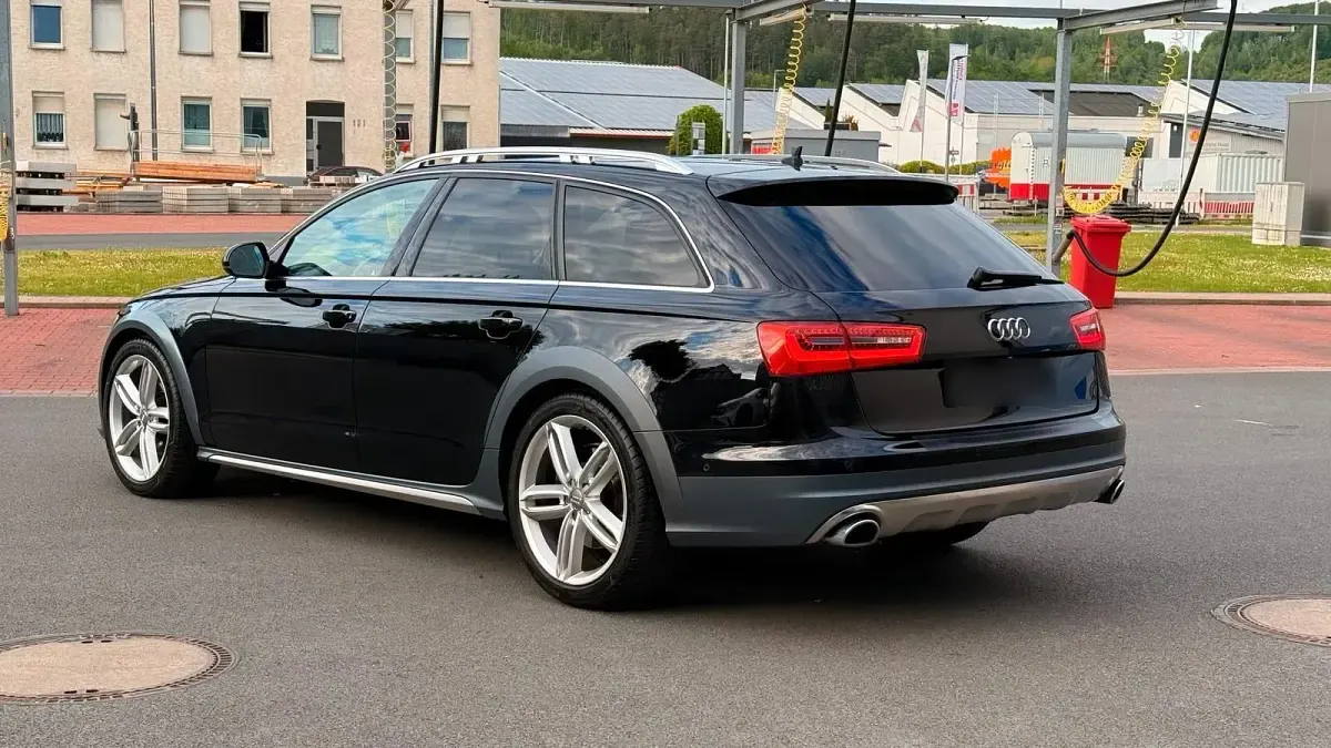 Używany Audi A6 Allroad 204 KM (150 kW) 2013 Czarny Kombi
