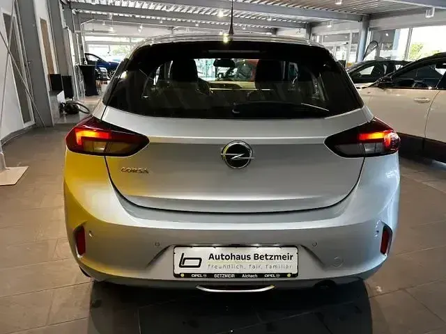 Gebraucht Opel Corsa Elegance 101 PS (74 kW) 2023 Silber Kleinwagen