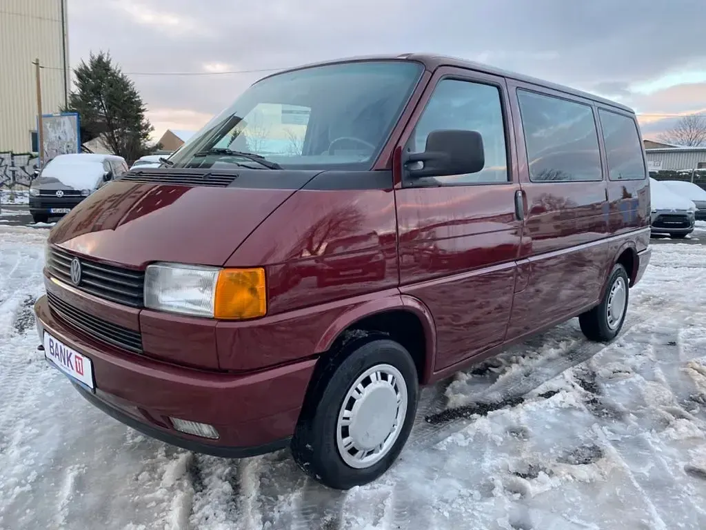 Second-hand VW Caravelle 77 CP (56 kW) 1992 Roșu Van