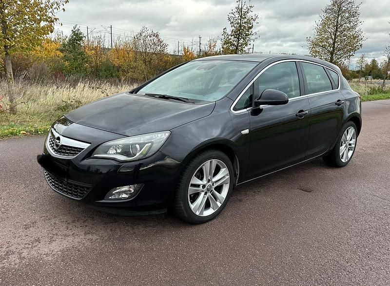 Schwarz Gebraucht 2010 Opel Astra Sport Limousine | 4.000 € (Fairer Preis) - Bild 1/4