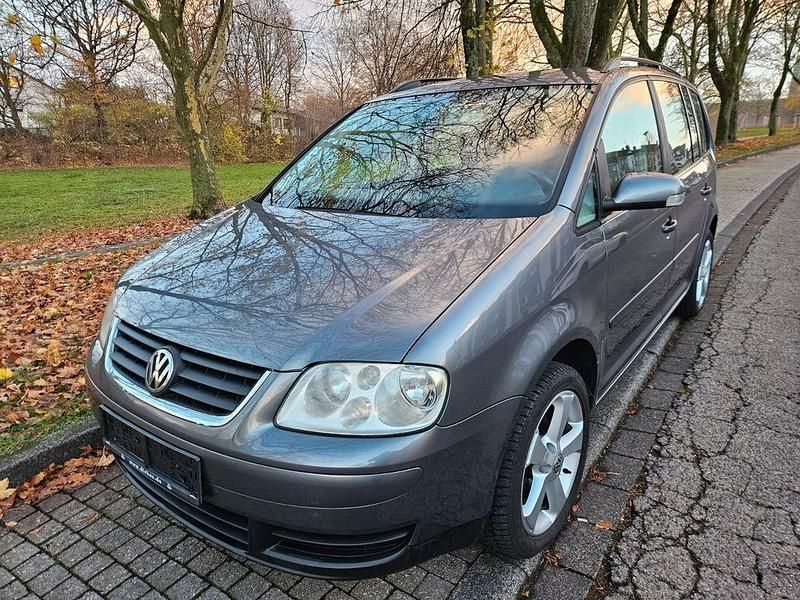 Gebraucht VW Touran Basis 105 PS (77 kW) 2005 Grau Van / Kleinbus