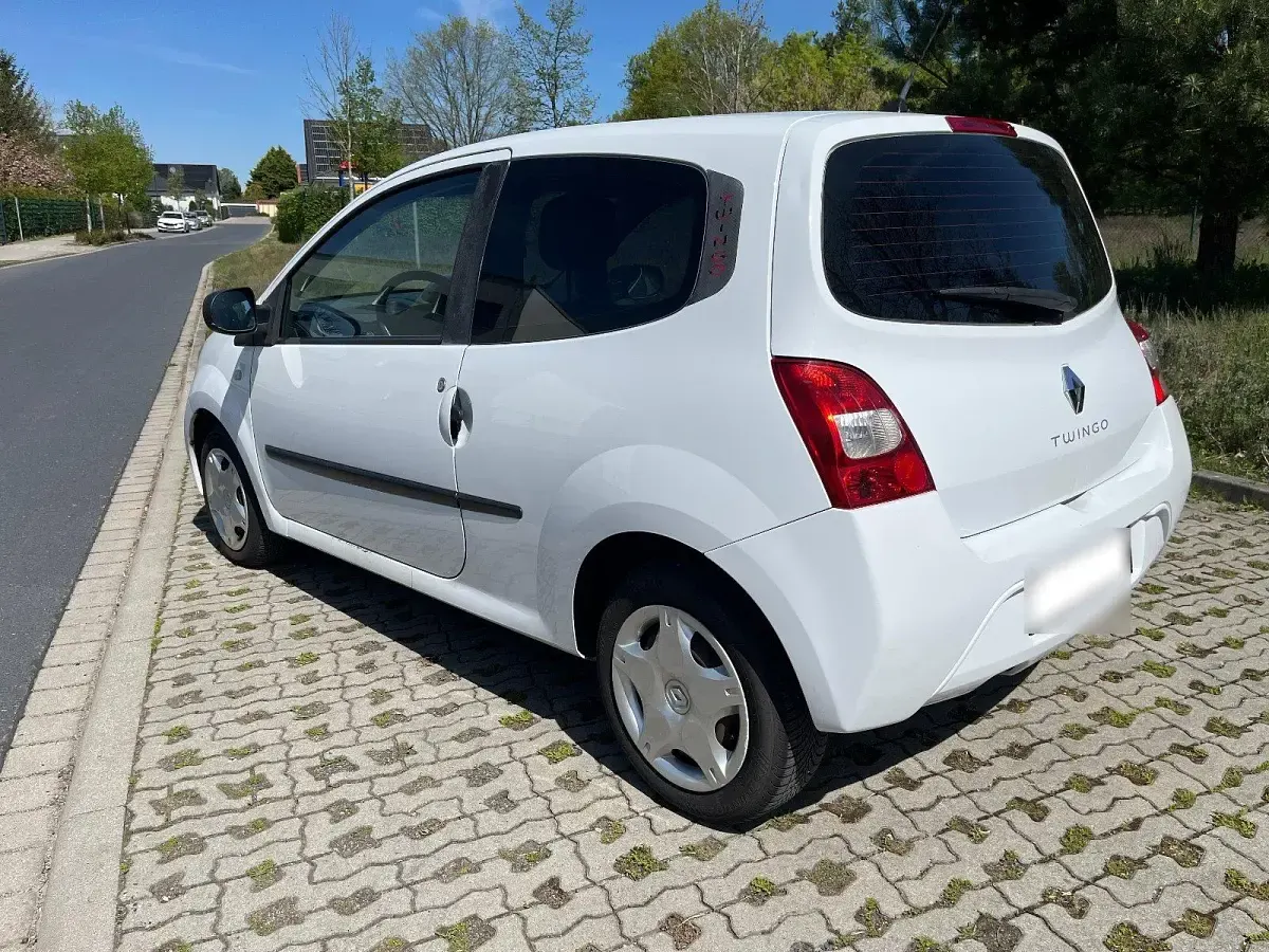 Gebraucht Renault Twingo Authentique 58 PS (42 kW) 2009 Weiß Kleinwagen
