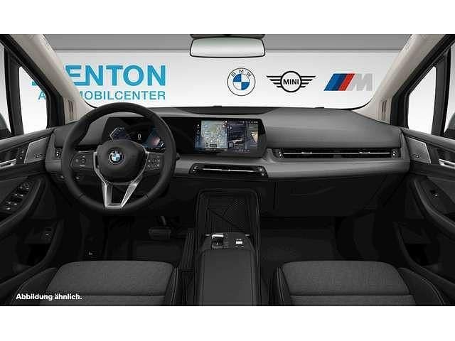 Gebraucht BMW 218 Performance 136 PS (100 kW) 2022 Silber Van / Kleinbus