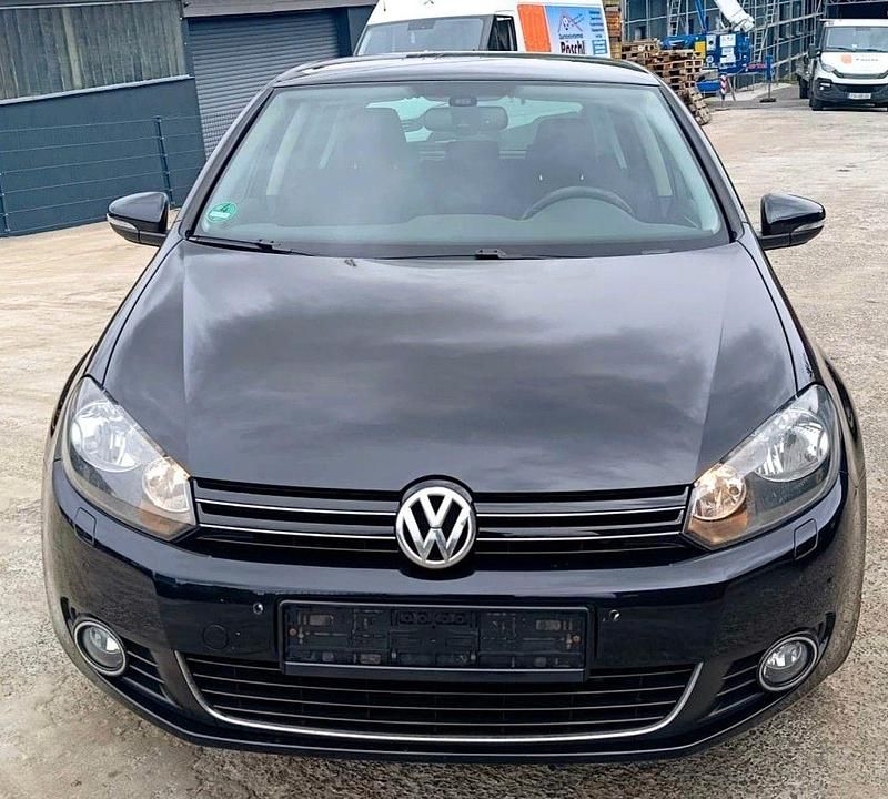 Gebraucht VW Golf VII Style 122 PS (89 kW) 2012 Schwarz Limousine