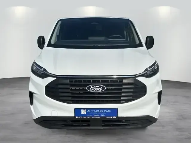 Gebraucht Ford Transit Custom Trend 110 PS (80 kW) 2025 Weiß Van