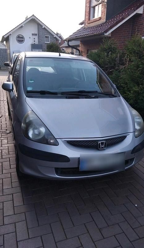 Gebraucht Honda Jazz 78 PS (57 kW) 2005 Silber Kleinwagen