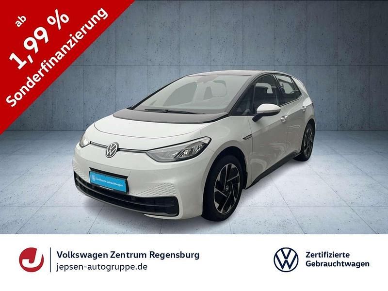 Gletscherweiß metallic schwarz Gebraucht 2022 VW ID.3 Pro Performance Kleinwagen | 21.870 € (Fairer Preis) - Bild 1/2