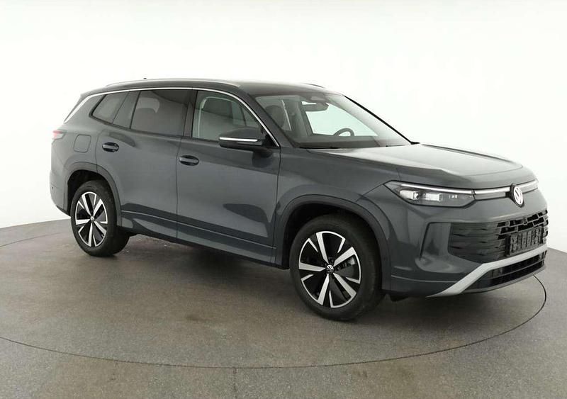 Neu VW Tayron Life 204 PS (150 kW) 2026 Delfingrau metallic SUV