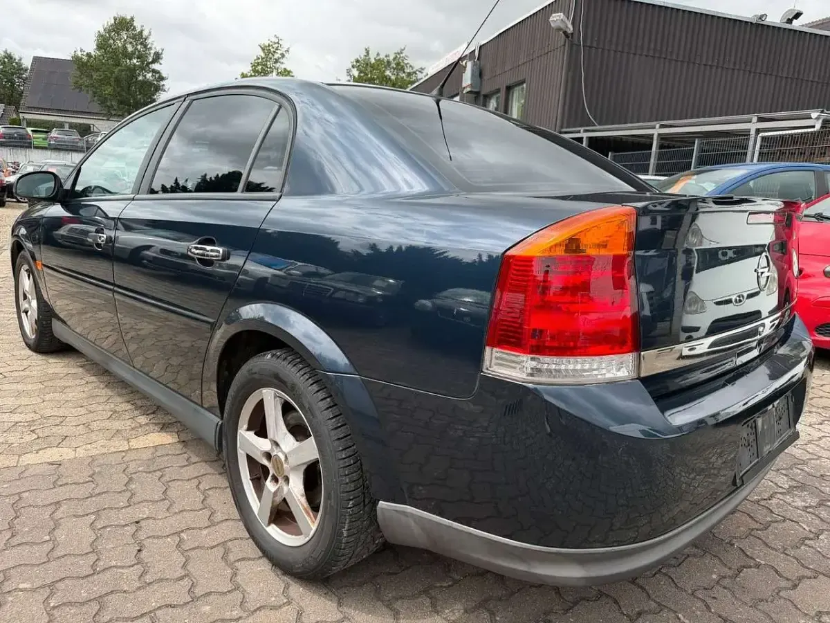 Gebraucht Opel Vectra Elegance 125 PS (91 kW) 2002 Schwarz Limousine