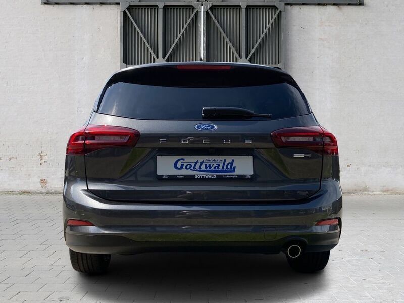 Gebraucht Ford Focus Titanium X 155 PS (114 kW) 2024 Magnetic metallic Kombi