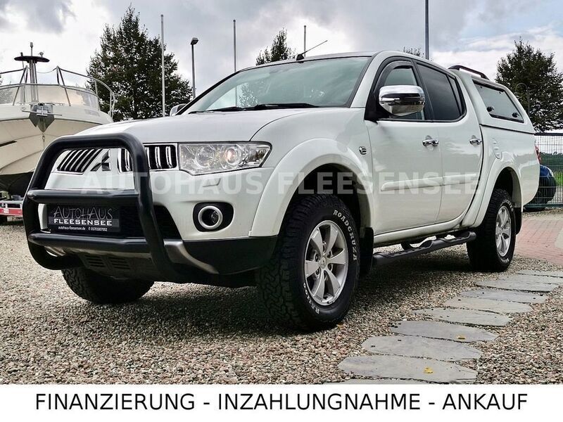 Weiß Gebraucht 2013 Mitsubishi L200 Abholung | 14.200 € (Fairer Preis) - Bild 1/4