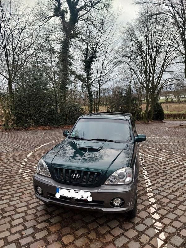 Grün Gebraucht 2003 Hyundai Terracan SUV | 3.500 € (Superpreis) - Bild 1/4