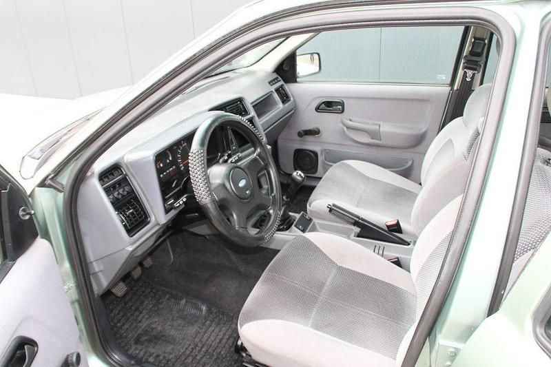 Second-hand Ford Sierra 101 CP (74 kW) 1990 Verde Berlinǎ