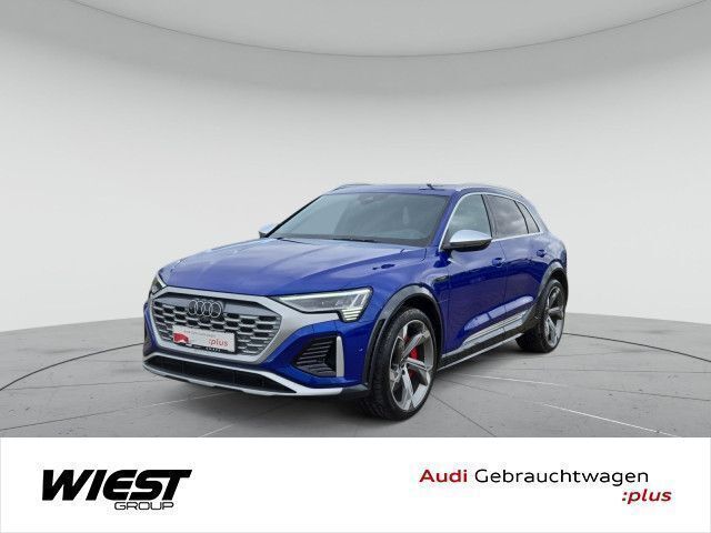 Ultrablau metallic Gebraucht 2023 Audi SQ8 e-tron Ambiente SUV | 75.999 € (Teuer) - Bild 1/4
