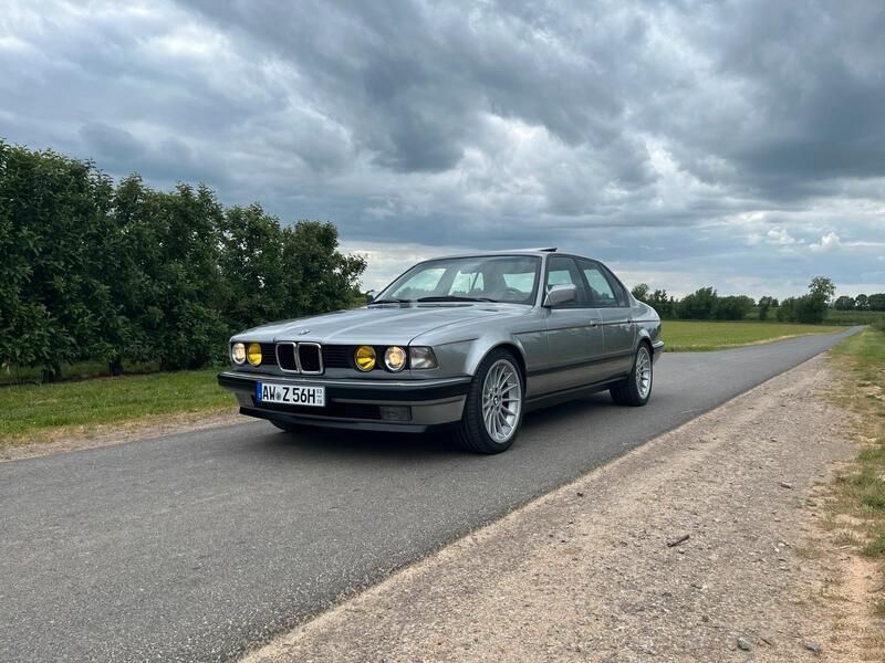 Silber Gebraucht 1989 BMW 735 Shadowline Limousine | 9.000 € - Bild 1/4