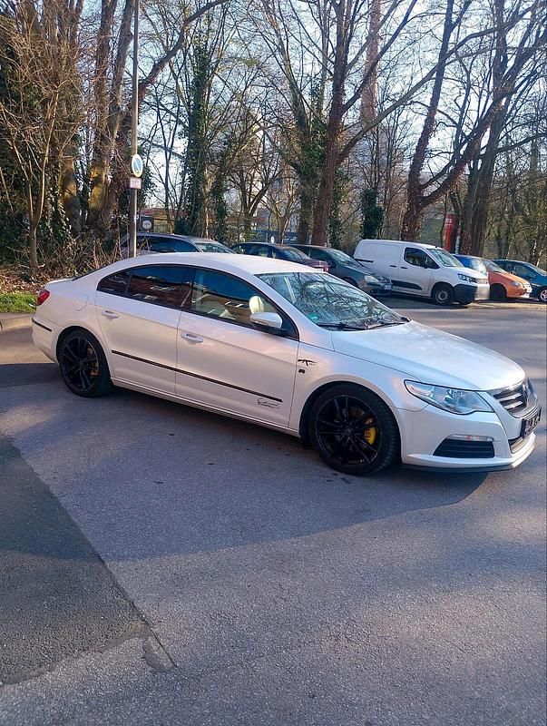 Gebraucht VW CC 200 PS (147 kW) 2008 Weiß Limousine