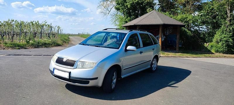 Silber Gebraucht 2004 Skoda Fabia Kombi | 500 € (Superpreis) - Bild 1/4