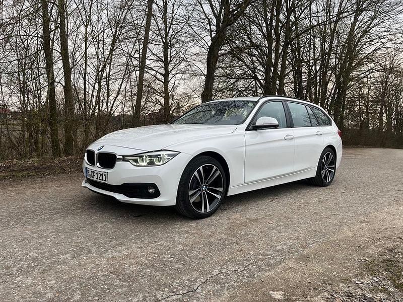 Second-hand BMW 330 258 CP (189 kW) 2018 Alb Break