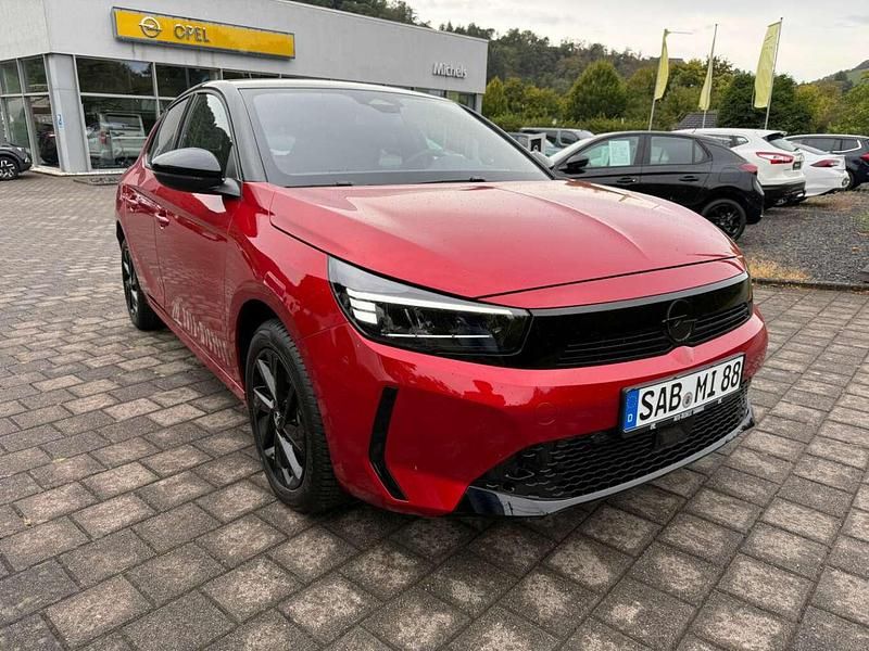 Rot Gebraucht 2025 Opel Corsa Limousine | 19.900 € (Etwas zu teuer) - Bild 1/4