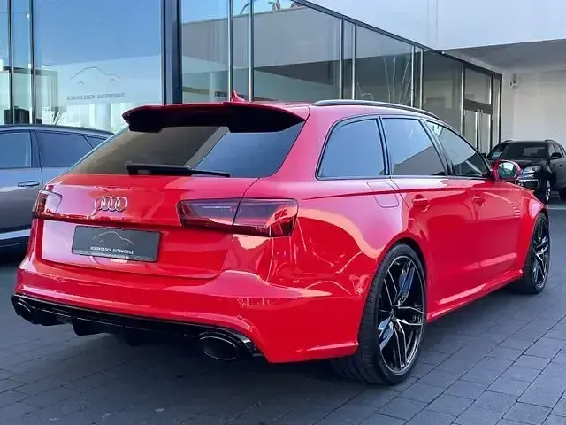 Gebraucht Audi RS6 Ambiente 560 PS (411 kW) 2015 Misanorot perleffekt Kombi
