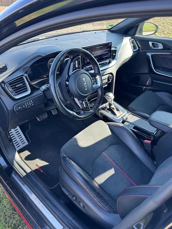 Gebraucht Kia ProCeed GT 205 PS (150 kW) 2022 Schwarz Kombi