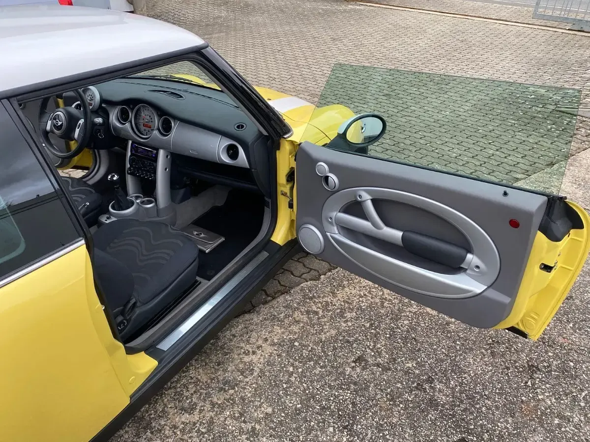 Gebraucht Mini ONE 90 PS (66 kW) 2002 Gelb Kleinwagen