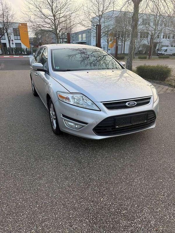 Gebraucht Ford Mondeo Trend 116 PS (85 kW) 2012 Kombi