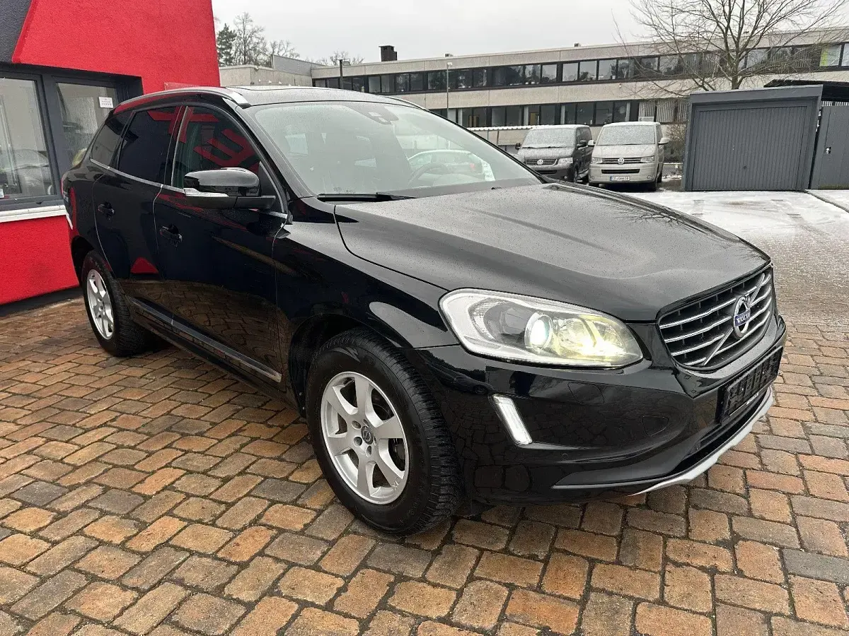 Gebraucht Volvo XC60 Linje Inscription 220 PS (161 kW) 2015 Schwarz SUV